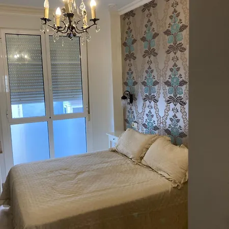 Piso En Centro Historico Apartmán Cádiz